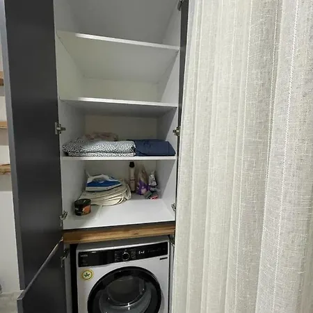 6 Sleeps, Modern In Kusadasi Davutlar - Awz 318