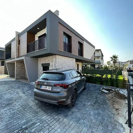 6 Sleeps, Modern In Kusadasi Davutlar - Awz 318 빌라 아이딘