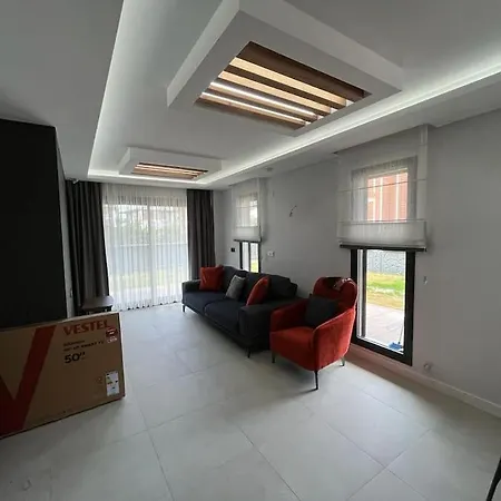 6 Sleeps, Modern In Kusadasi Davutlar - Awz 318